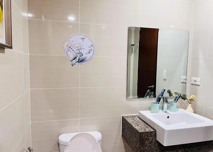 Apartment One Uptown Residences *